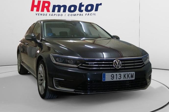 VOLKSWAGEN PASSAT GTE