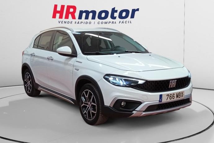 FIAT TIPO Cross