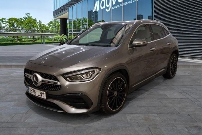 MERCEDES-BENZ GLA GLA 200 d