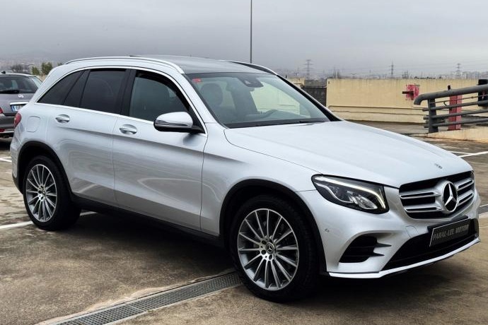 MERCEDES-BENZ GLC 220d 4MATIC AMG LINE con TECHO PANORÁMICO, CUERO...