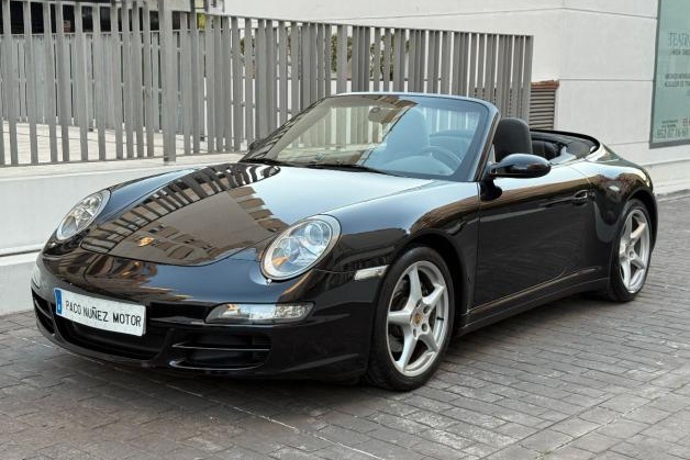 PORSCHE 911 PORSCHE 911 Cabrio Carrera 4 - Manual (6vel.)