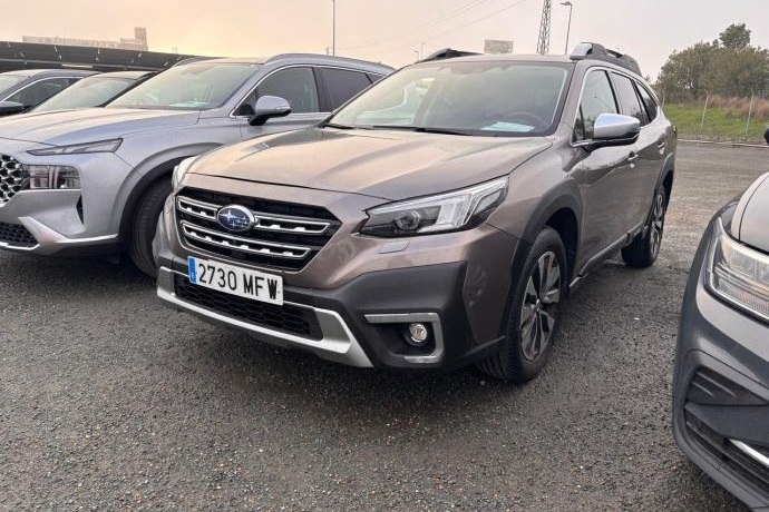 SUBARU OUTBACK 2.5i Field CVT Lineartronic AWD
