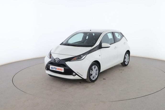 TOYOTA AYGO 1.0 X-Play