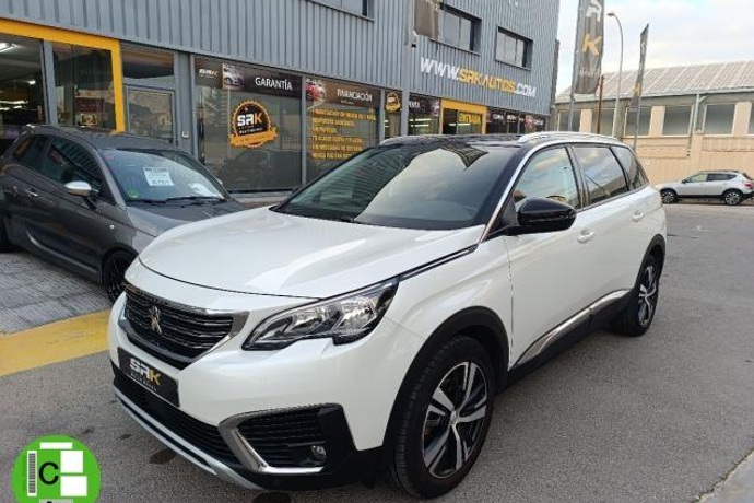 PEUGEOT 5008 BlueHDi 120 S&S Allure