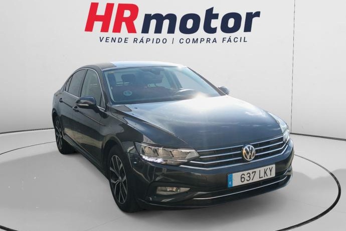 VOLKSWAGEN PASSAT Executive