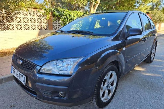 FORD FOCUS Berlina Trend 1.6 100cv