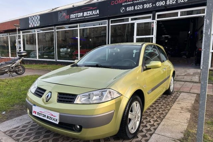RENAULT MEGANE 1.6 16V 3p. Luxe Dynamique