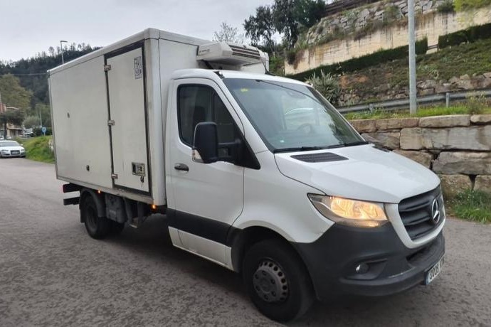 MERCEDES-BENZ SPRINTER CHASIS CABINA CARROZADO