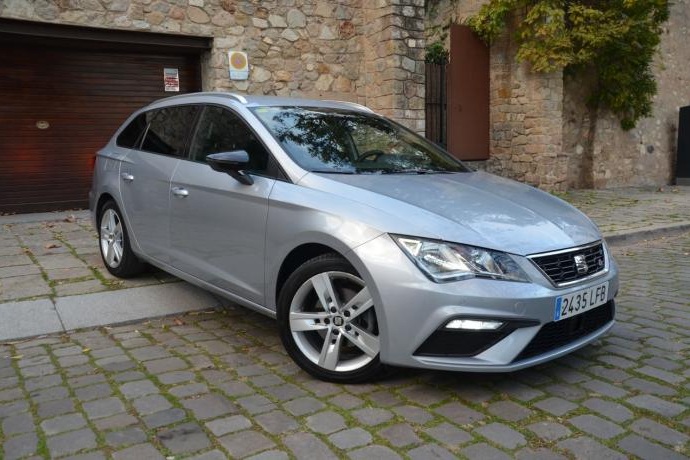 SEAT LEON 1.5  ECOTSI 150CV S&S   FR  NAVI .. CÁMARAS VISIÓN