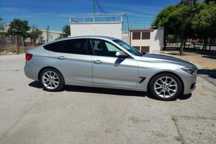BMW SERIE 3 318dA Gran Turismo