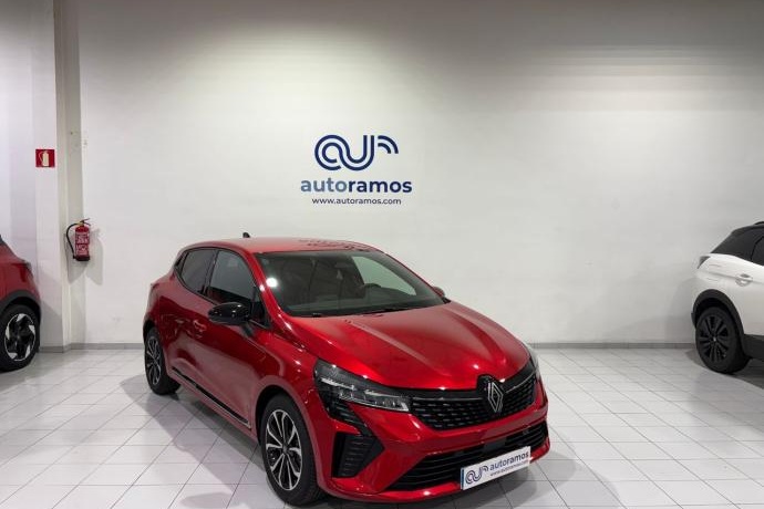 RENAULT CLIO TCe Techno 67kW