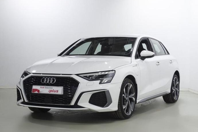 AUDI A3 S line 40 150 kW (204 CV) S tronic