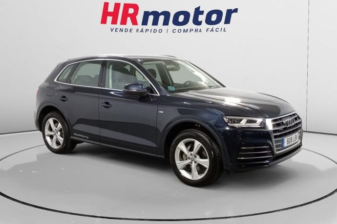 AUDI Q5 S line quattro