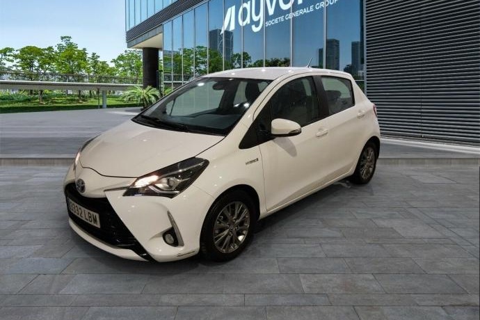 TOYOTA YARIS 1.5 100H ACTIVE