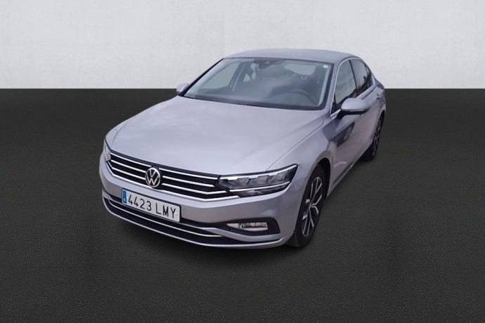 VOLKSWAGEN PASSAT Executive 2.0 TDI 90kW (122CV) DSG
