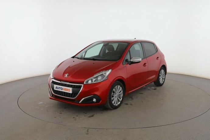 PEUGEOT 208 1.2 PURETECH SIGNATURE