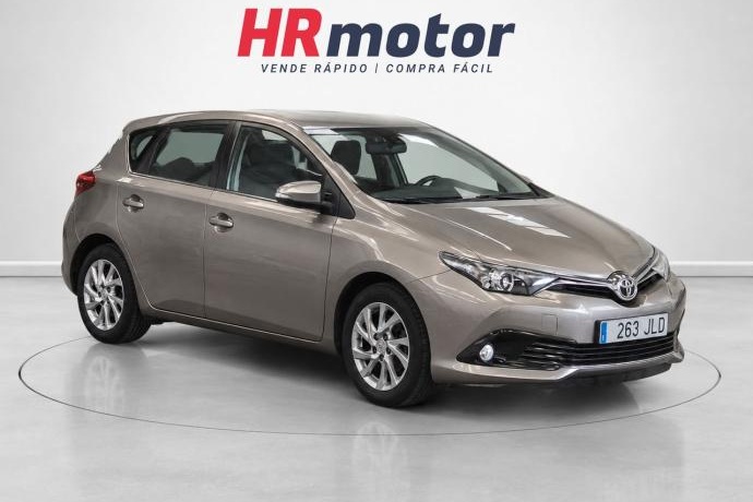 TOYOTA AURIS 120T Active 85 kW (116 CV)