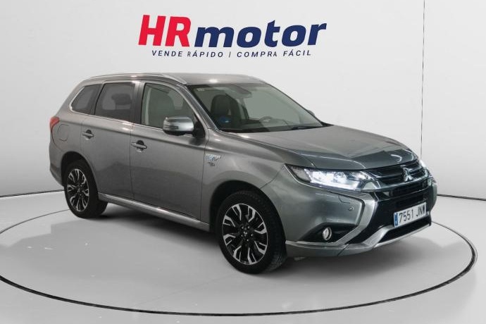 MITSUBISHI OUTLANDER PHEV Kaiteki 4WD