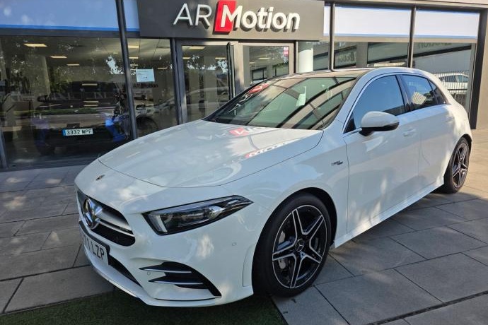 MERCEDES-BENZ A 35 AMG 4MATIC