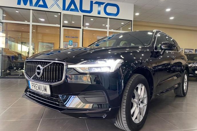 VOLVO XC60 B5 MOMENTUM PRO AWD 235 CV AUTO