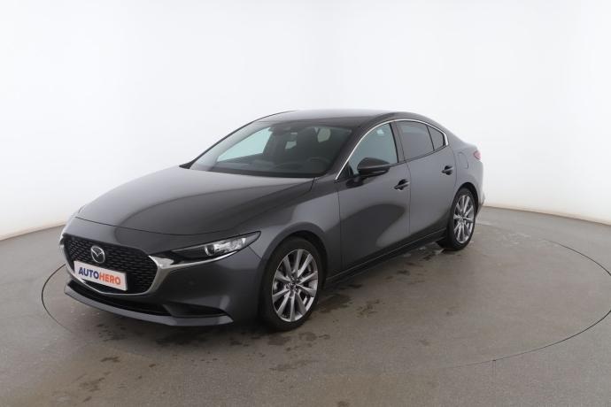 MAZDA 3 2.0 Skyactiv G Mild-Hybrid Evolution