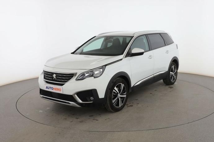 PEUGEOT 5008 1.2 PureTech Allure