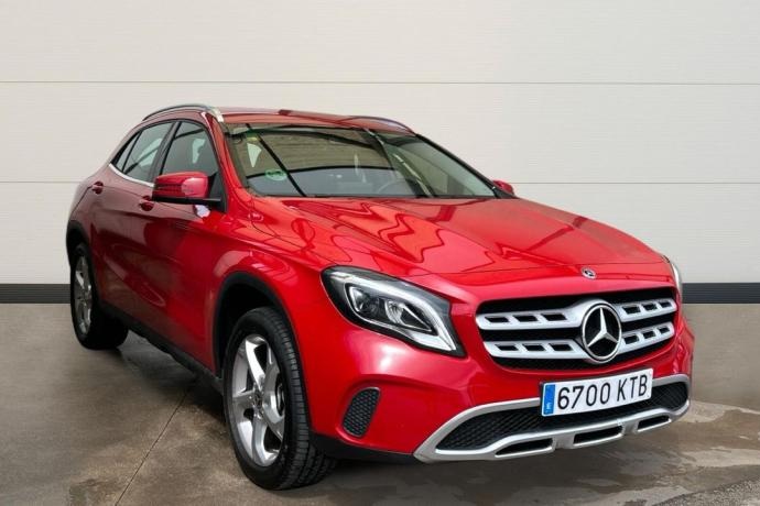 MERCEDES-BENZ GLA 1.6 GLA 180 122 5P