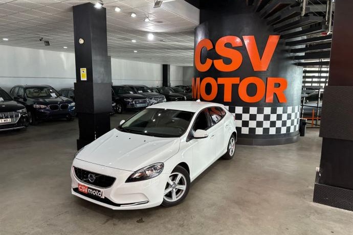 VOLVO V40 1.6 D2 Basico