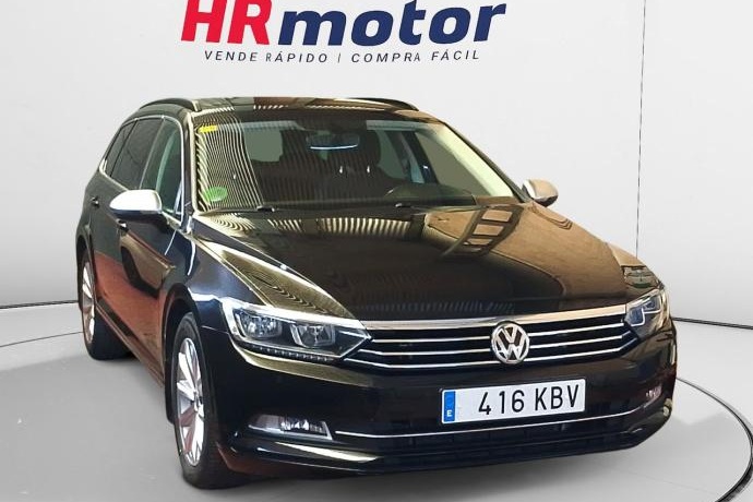 VOLKSWAGEN PASSAT Advance BMT