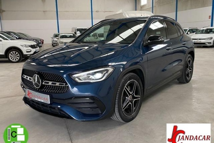 MERCEDES-BENZ GLA 200 d 4MATIC 8G-DCT