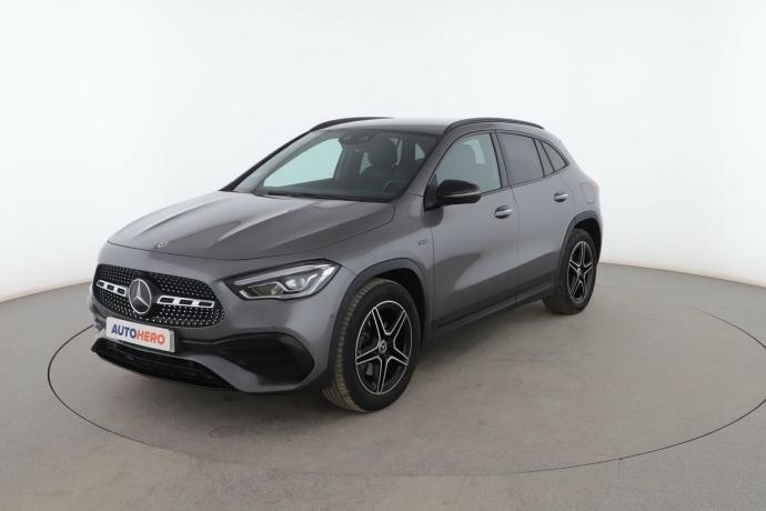 MERCEDES-BENZ GLA 250e AMG LINE