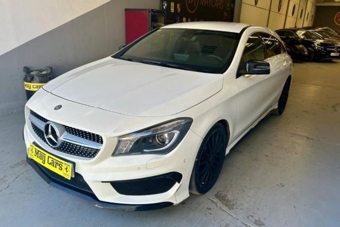 MERCEDES-BENZ CLA 220 d 4MATIC Coupé 7G-DCT