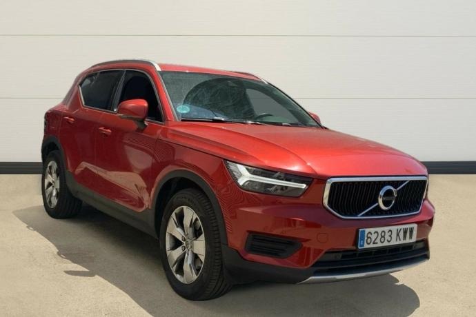 VOLVO XC40 2.0 T4 MOMENTUM AUTO 190 5P