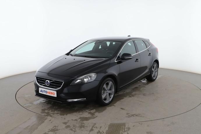 VOLVO V40 2.0 D3 Momentum