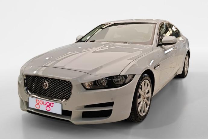 JAGUAR XE SEDAN 2.0D 180PS PURE AUTO 180 4P