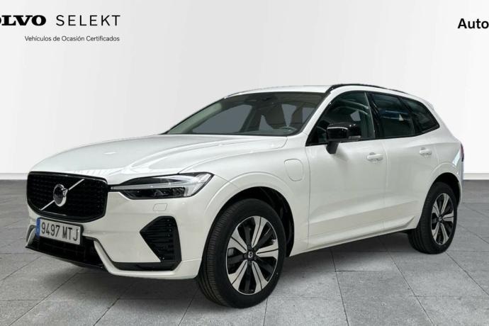 VOLVO XC60 Plus, T6 AWD Híbrido enchufable, Eléctrico/Gasolina, Dark