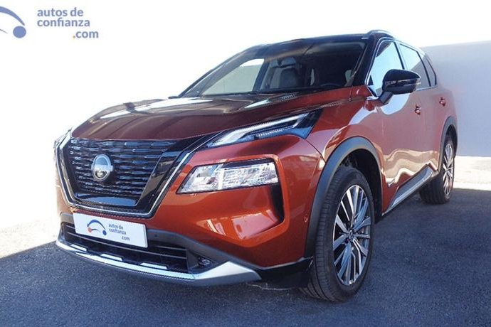 NISSAN X-TRAIL E-POWER TEKNA 4X4