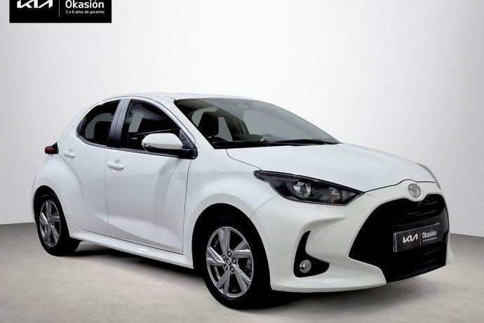 TOYOTA YARIS 1.5 120H Active Plus