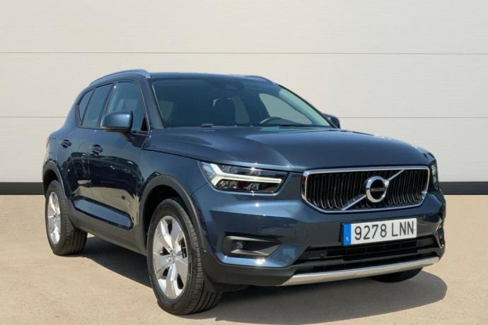 VOLVO XC40 1.5 T2 MOMENTUM PRO AUTO 129 5P