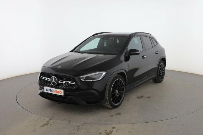 MERCEDES-BENZ GLA 200 D AMG LINE