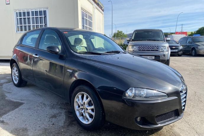 ALFA ROMEO 147 1.6 TS