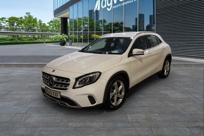 MERCEDES-BENZ GLA GLA 180