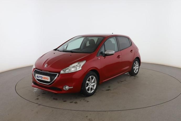 PEUGEOT 208 1.2 VTI STYLE
