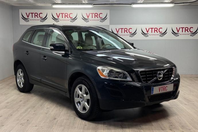 VOLVO XC60 D3 Kinetic