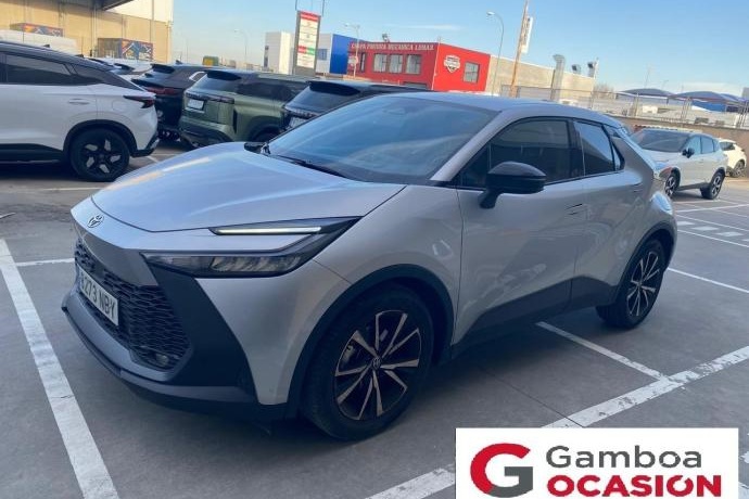 TOYOTA C-HR 1.8 Advance Hybrid 140