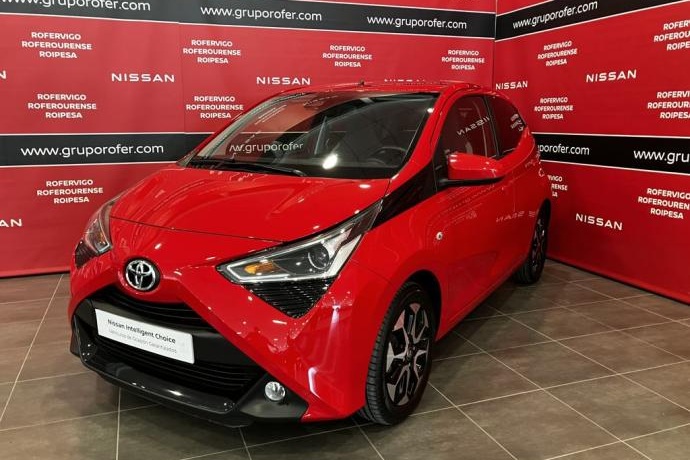 TOYOTA AYGO x-play 2018