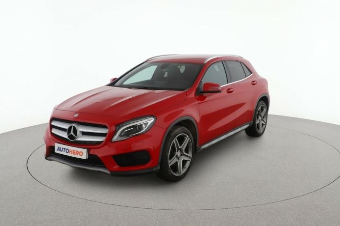 MERCEDES-BENZ GLA 220 d AMG LINE