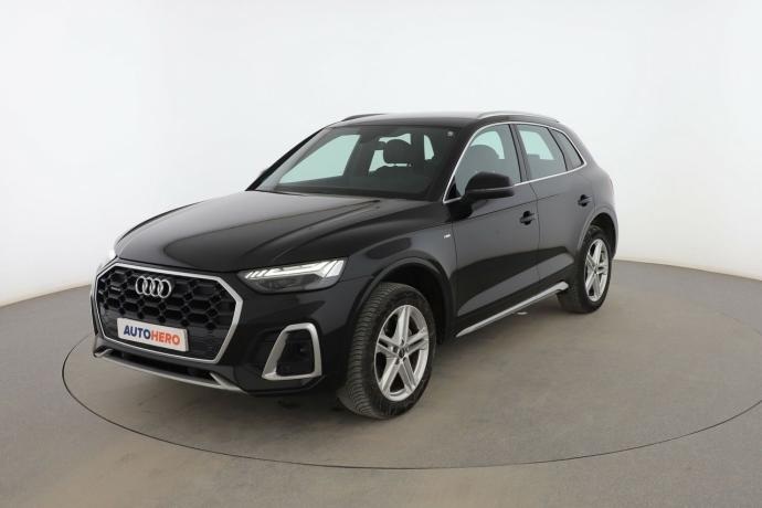 AUDI Q5 40 TDI quattro S line