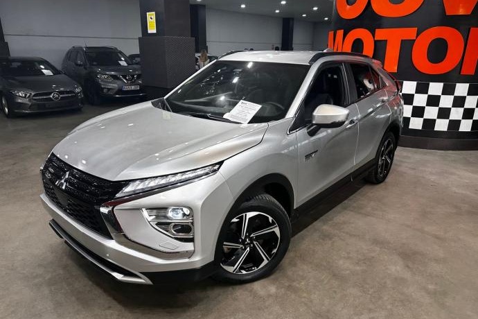 MITSUBISHI ECLIPSE CROSS 2.4 PHEV Kaiteki Auto 4WD