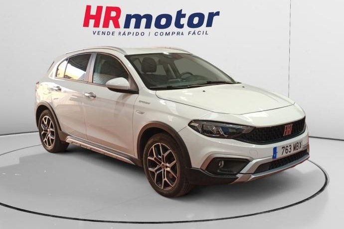 FIAT TIPO Cross